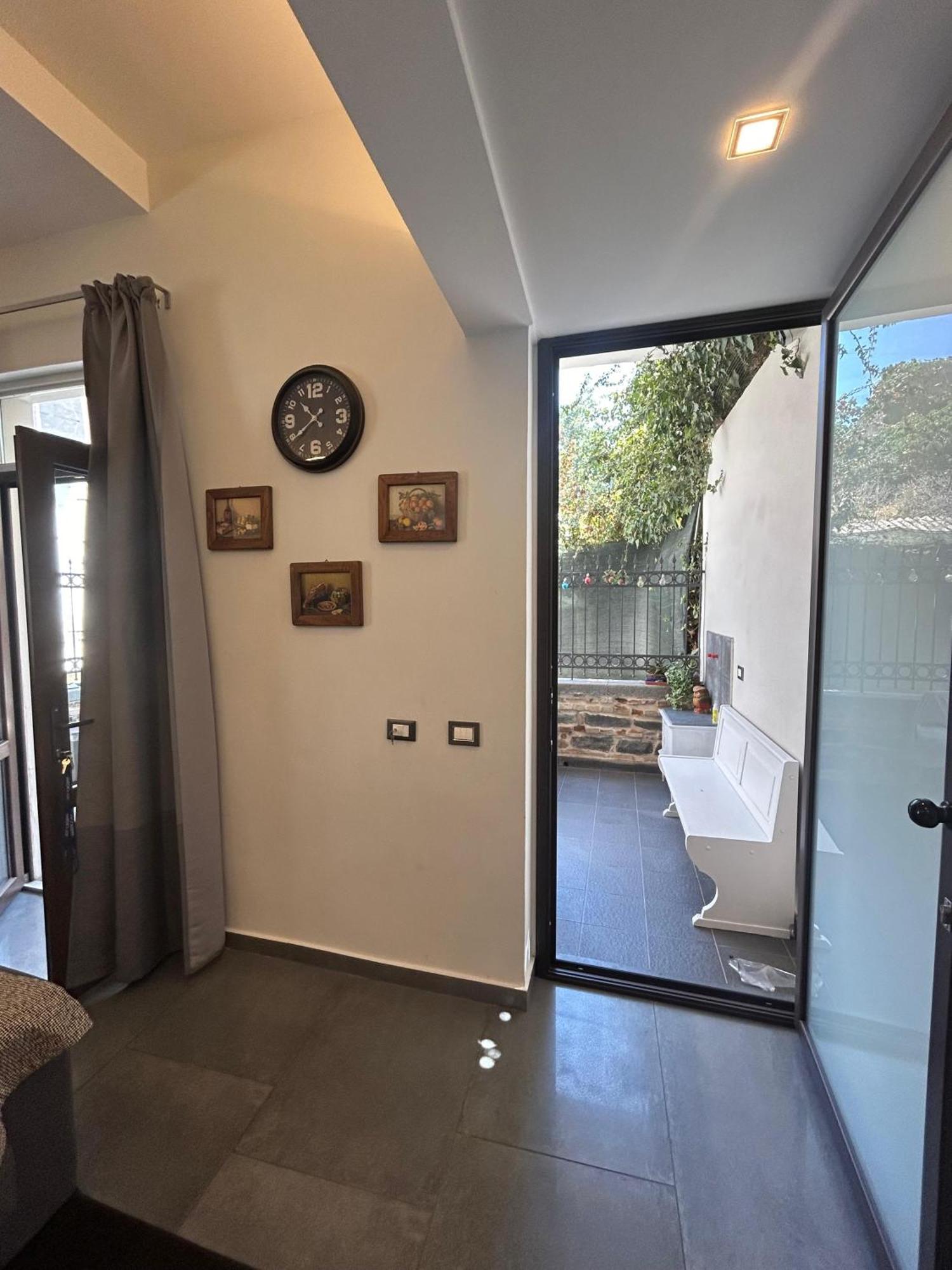 Apartment Yore *